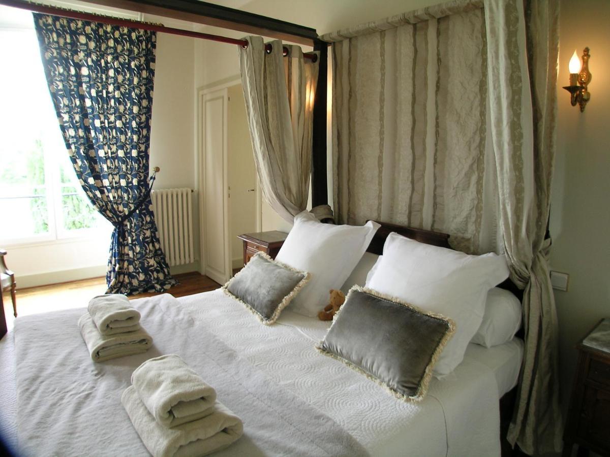 Chateau Du Bourbet Cherval Екстер'єр фото