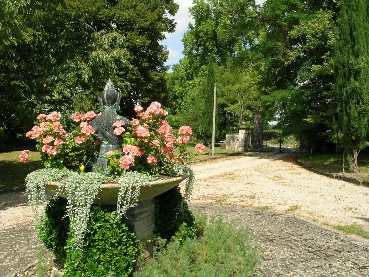 Chateau Du Bourbet Cherval Екстер'єр фото